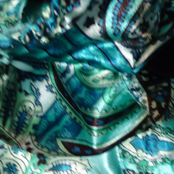 Satin Top 1X - Picture 7 of 13